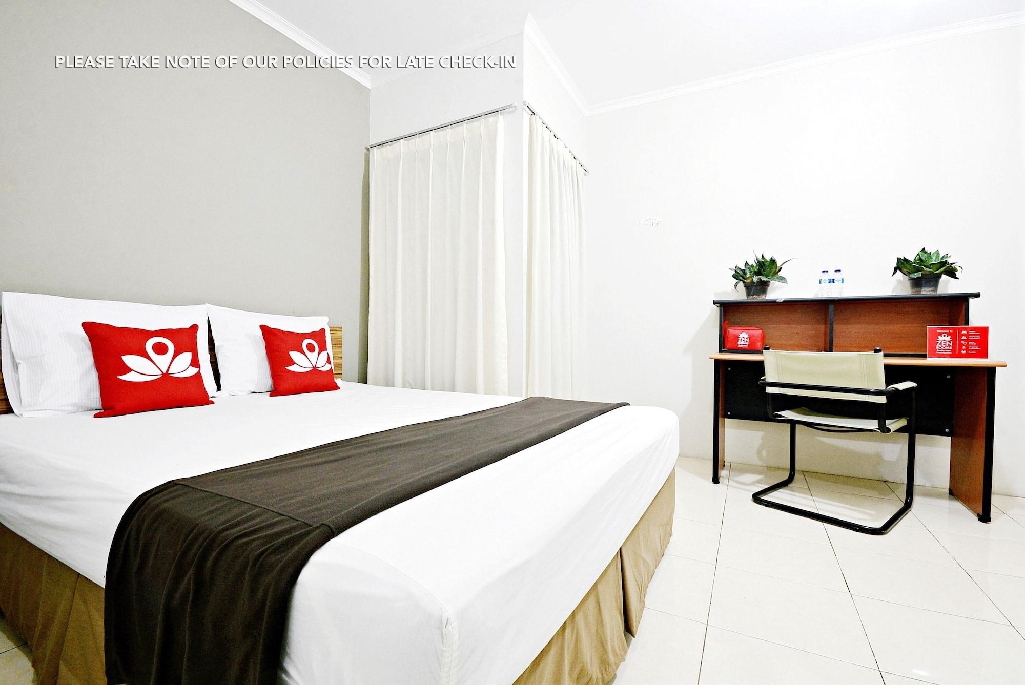 Zen Rooms Mampang Prapatan 자카르타 외부 사진