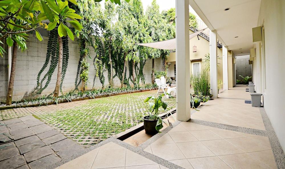 Zen Rooms Mampang Prapatan 자카르타 외부 사진