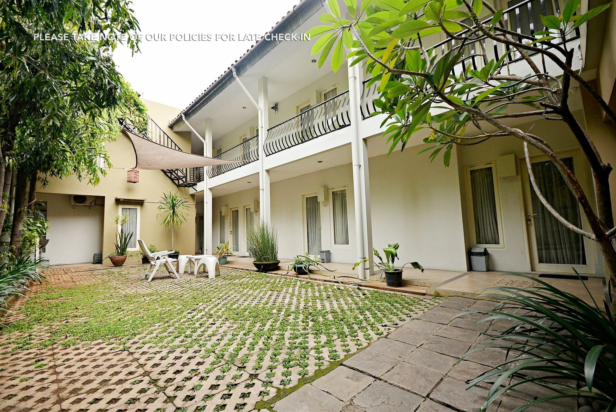 Zen Rooms Mampang Prapatan 자카르타 외부 사진